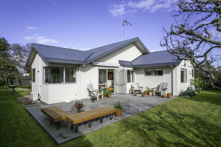 Photo of property in 69 Carlyle Street, Leamington, Cambridge, 3432