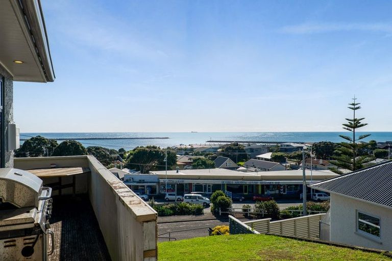 Photo of property in 14/5 South Road, Moturoa, New Plymouth, 4310