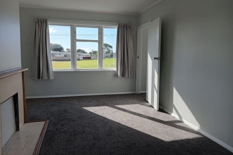 Photo of property in 16 Lappington Road, Otara, Auckland, 2023