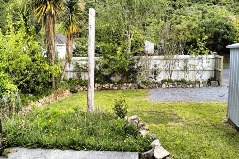 Photo of property in 43a Black Beech Street, Birchville, Upper Hutt, 5018