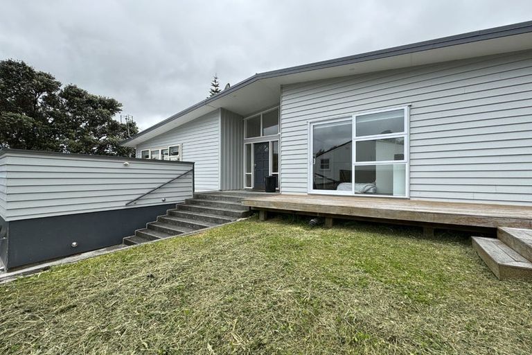 Photo of property in 4 Chorley Grove, Churton Park, Wellington, 6037