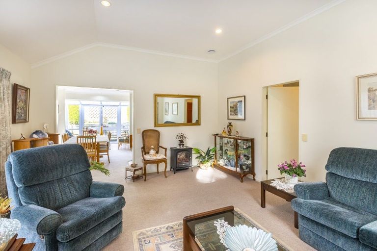 Photo of property in 41a Winara Avenue, Waikanae, 5036