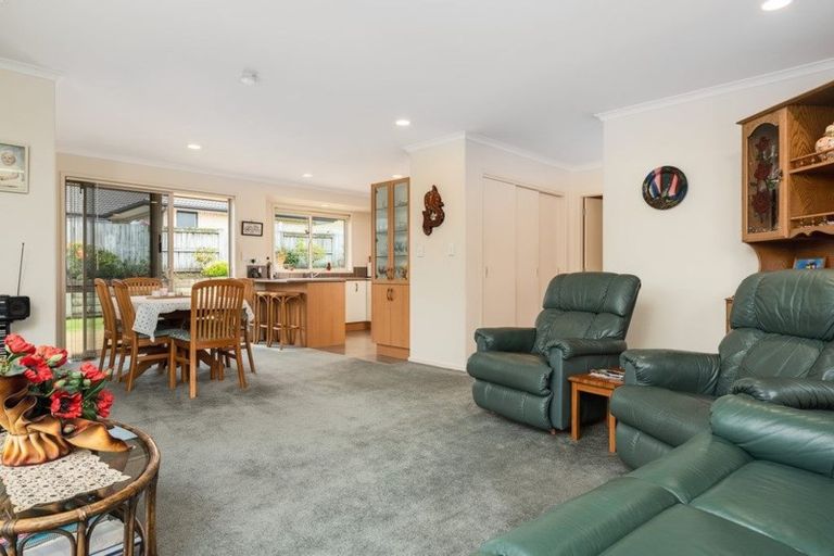 Photo of property in 11 Petrel Place, Welcome Bay, Tauranga, 3112