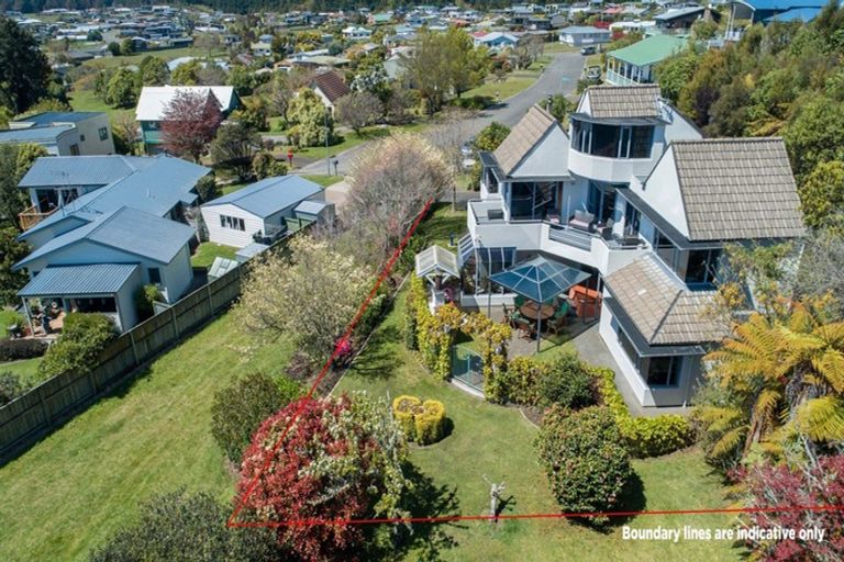 Photo of property in 10 Herea Avenue, Motuoapa, Turangi, 3382