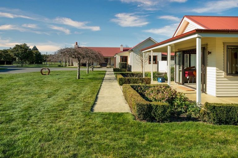 Photo of property in 116 Saint Andrews Road, Havelock North, 4130