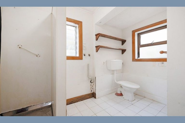 Photo of property in 50 Riddiford Street, Newtown, Wellington, 6021