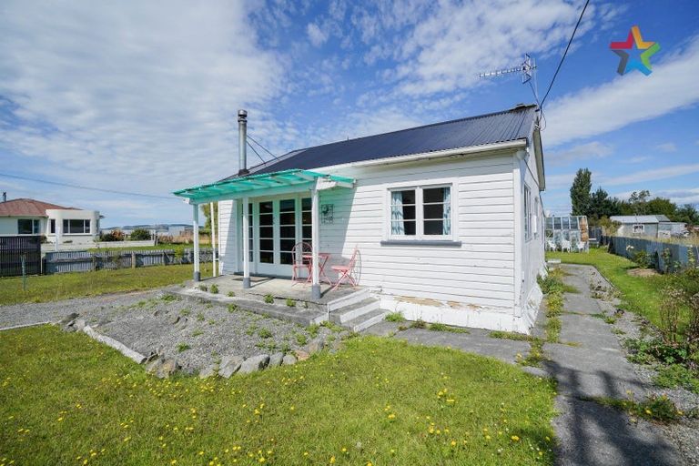 Photo of property in 18 David Street, Ohai, 9635