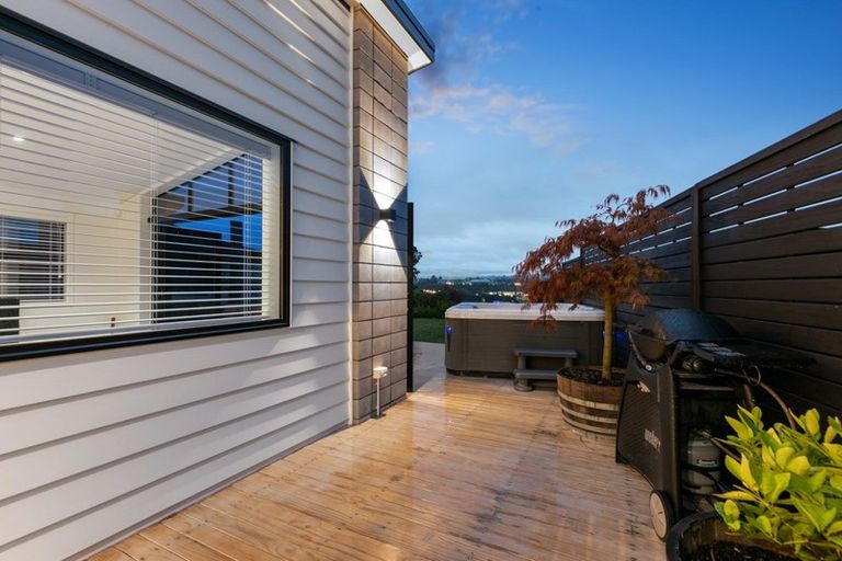 Photo of property in 27 Hastings Road, Pyes Pa, Tauranga, 3112