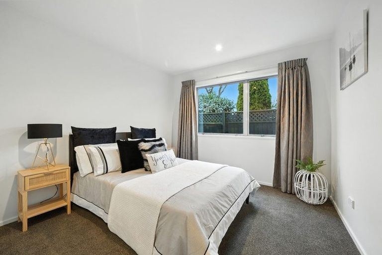 Photo of property in 56a Weston Road, St Albans, Christchurch, 8052