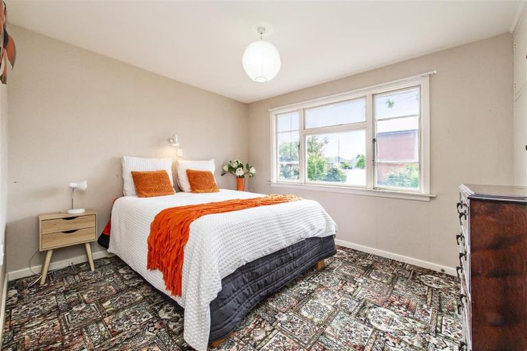 Photo of property in 16 Bradshaw Terrace, Riccarton, Christchurch, 8011