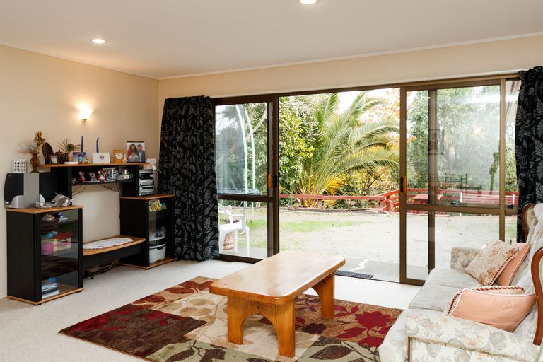 Photo of property in 5 Hill Court, Awapuni, Palmerston North, 4412