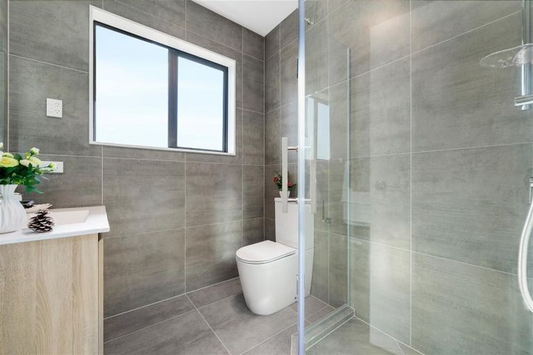 Photo of property in 6 Woven Place, Karaka, Papakura, 2113