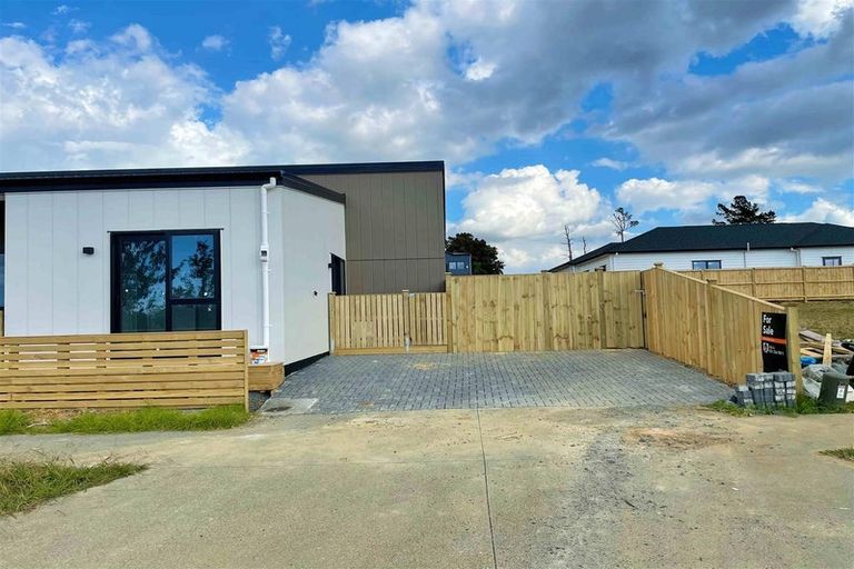Photo of property in 24 Kiritau Road, Karaka, 2578