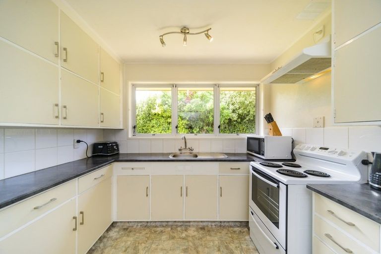 Photo of property in 30 Kennedy Avenue, Feilding, 4702