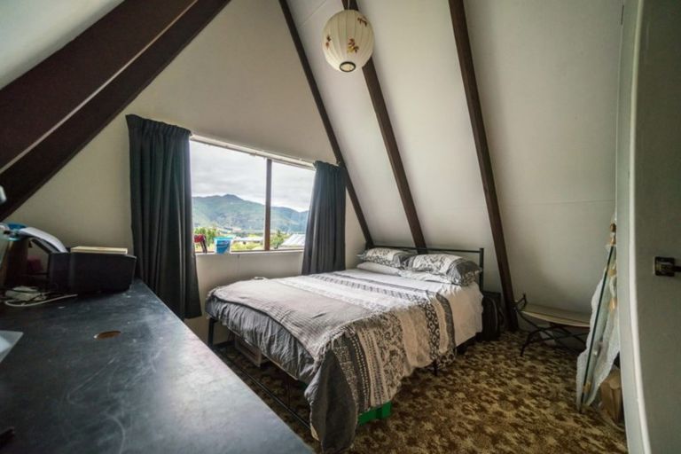 Photo of property in 35 Lakeview Terrace, Lake Hawea, Wanaka, 9382