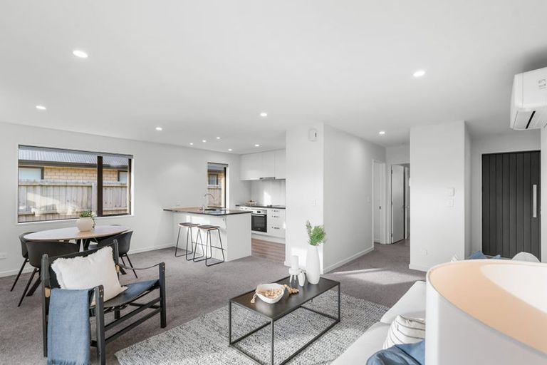 Photo of property in 32 Lotus Place, Wigram, Christchurch, 8025