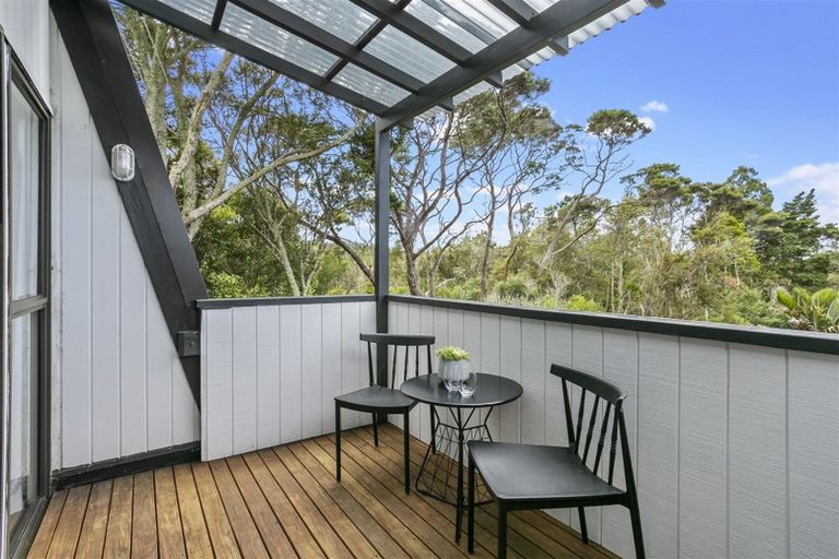 Photo of property in 3/6 Le Roy Terrace, Birkenhead, Auckland, 0626