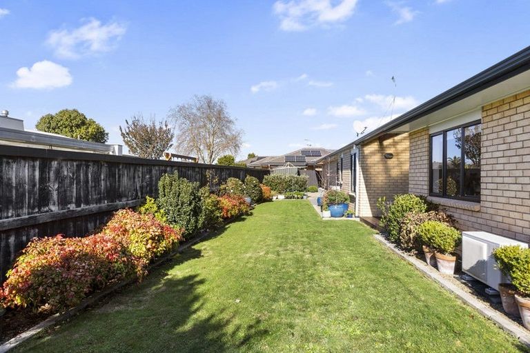 Photo of property in 2 Brancaster Place, Cambridge, 3434