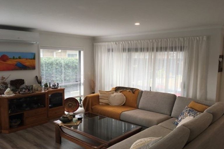 Photo of property in 30 Harding Drive, Papamoa Beach, Papamoa, 3118