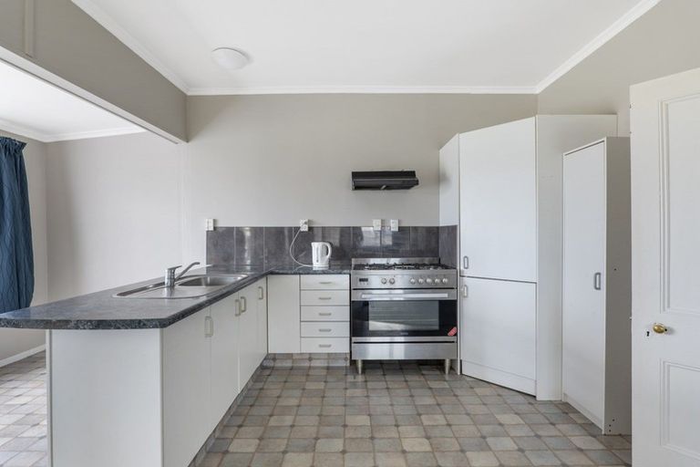 Photo of property in 39 Celia Street, Stratford, 4332