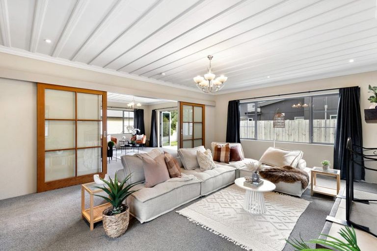 Photo of property in 12 Orbell Drive, Lake Hayes, Queenstown, 9304