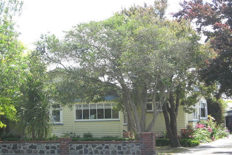 Photo of property in 15 Stenness Avenue, Somerfield, Christchurch, 8024