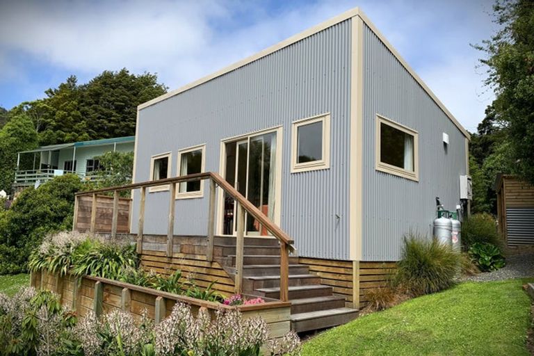 Photo of property in 5 Waikana Street, Broad Bay, Dunedin, 9014