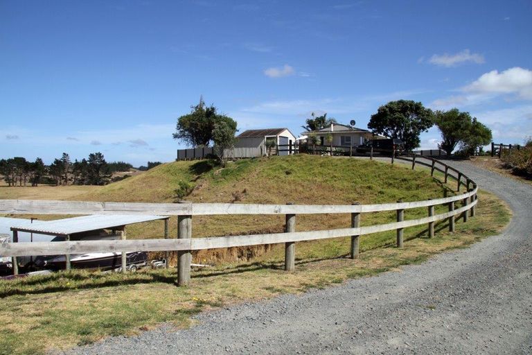 Photo of property in 2 Harrys Lane, Pukenui, 0484