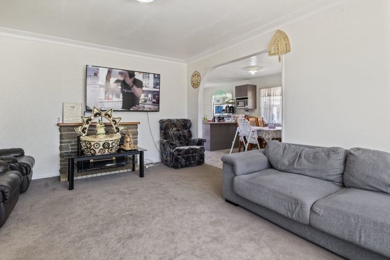 Photo of property in 16 Halswell Street, Mangere East, Auckland, 2024