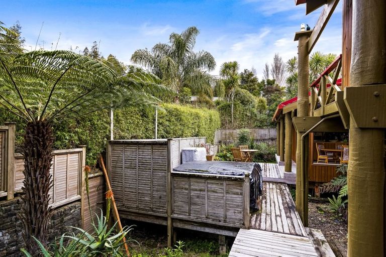 Photo of property in 262a Beach Road, Campbells Bay, Auckland, 0630