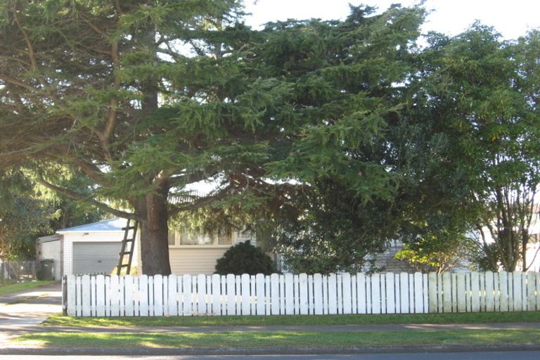 Photo of property in 68 Kelvin Road, Papakura, 2110