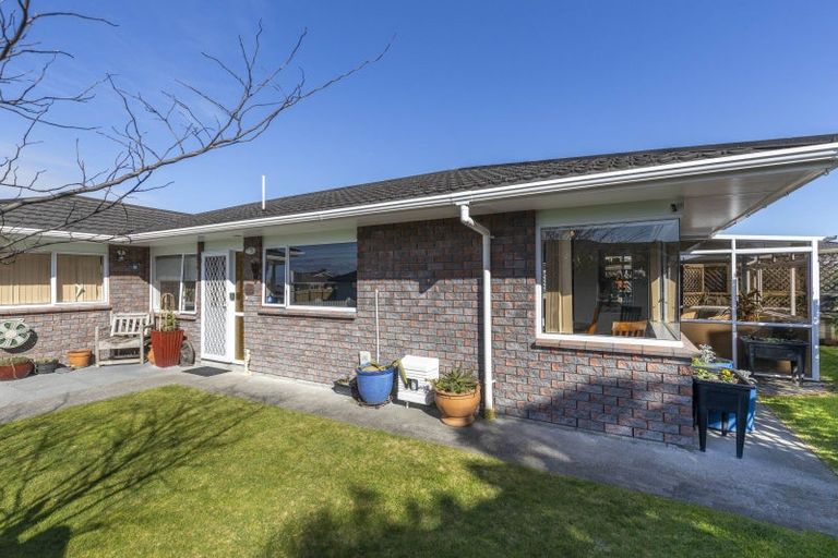 Photo of property in 3 Sandel Rise, Merrilands, New Plymouth, 4312