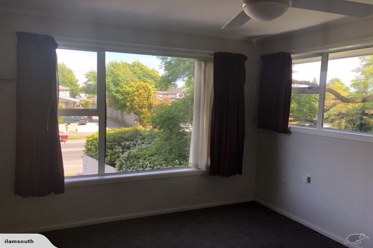 Photo of property in 124 Waimairi Road, Ilam, Christchurch, 8041