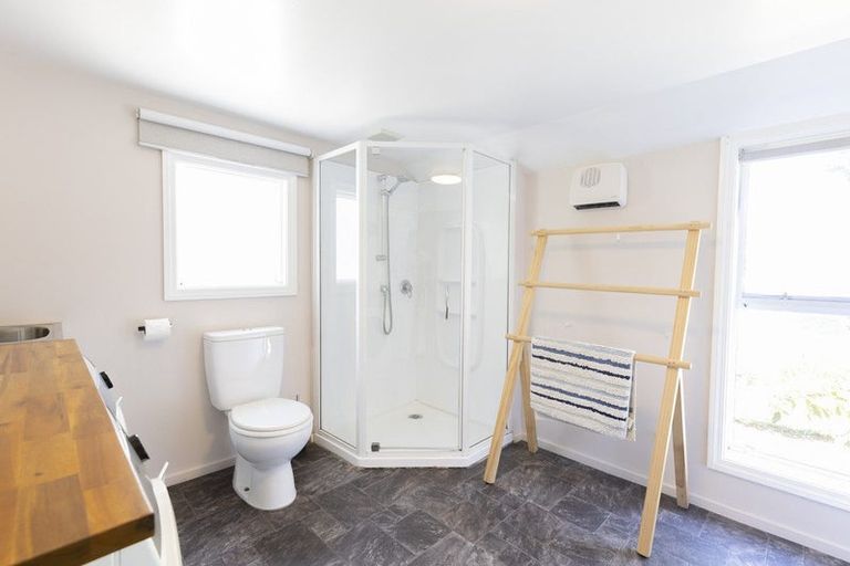 Photo of property in 17 Hekeao Road, Surrey Hills, Ashburton, 7778