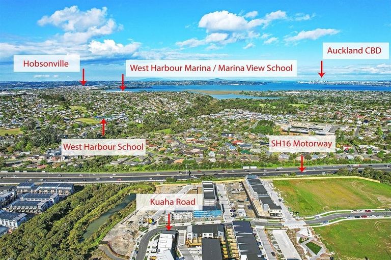 Photo of property in 27 Kuaha Road, Massey, Auckland, 0614