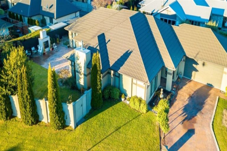 Photo of property in 28 Heathridge Place, Lincoln, 7608