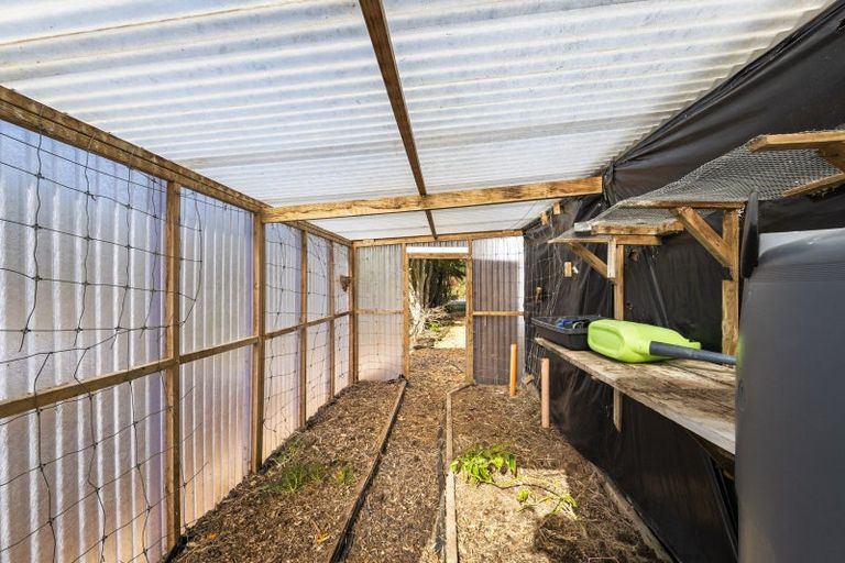 Photo of property in 186 Uruti Road, Uruti, Urenui, 4378