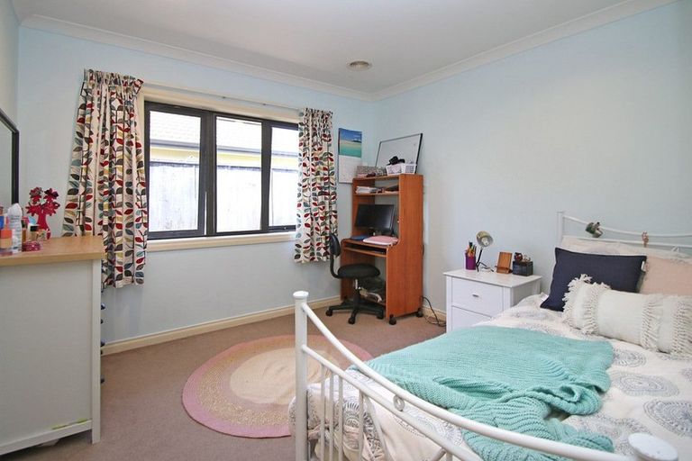 Photo of property in 8 Lockhart Place, Rototuna, Hamilton, 3210