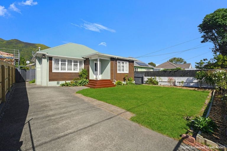 Photo of property in 15 Godley Street, Waterloo, Lower Hutt, 5011