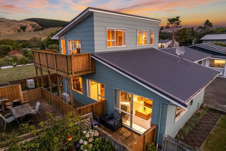 Photo of property in 56b Sea Vista Drive, Pukerua Bay, 5026