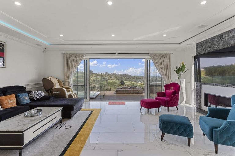 Photo of property in 34 Michael Bosher Way, Flat Bush, Auckland, 2019