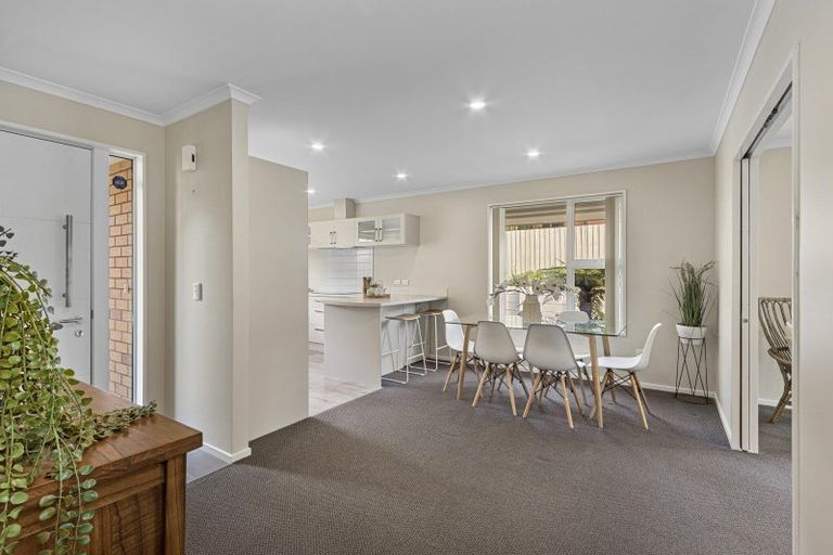 Photo of property in 2/24 Alderson Avenue, Hillsborough, Christchurch, 8022