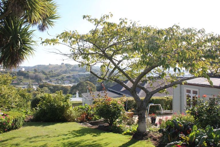 Photo of property in 12 Hull Street, South Hill, Oamaru, 9400
