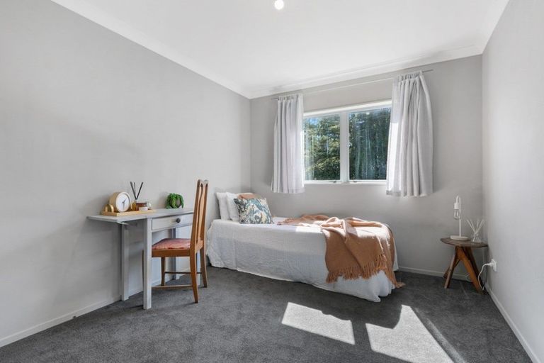 Photo of property in 42 Holcombrooke Lane, Welcome Bay, Tauranga, 3175