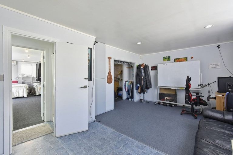 Photo of property in 13 Omana Road, Papatoetoe, Auckland, 2025