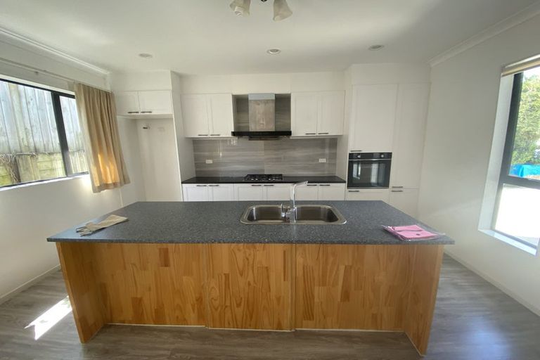 Photo of property in 38 Jandell Crescent, Bucklands Beach, Auckland, 2014