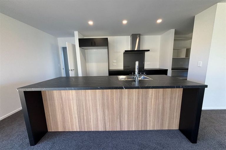 Photo of property in 10 Applegrove Crescent, Belfast, Christchurch, 8051