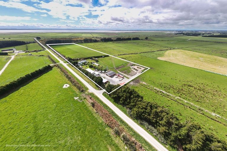 Photo of property in 65 Awarua Siding Road, Awarua, Invercargill, 9877