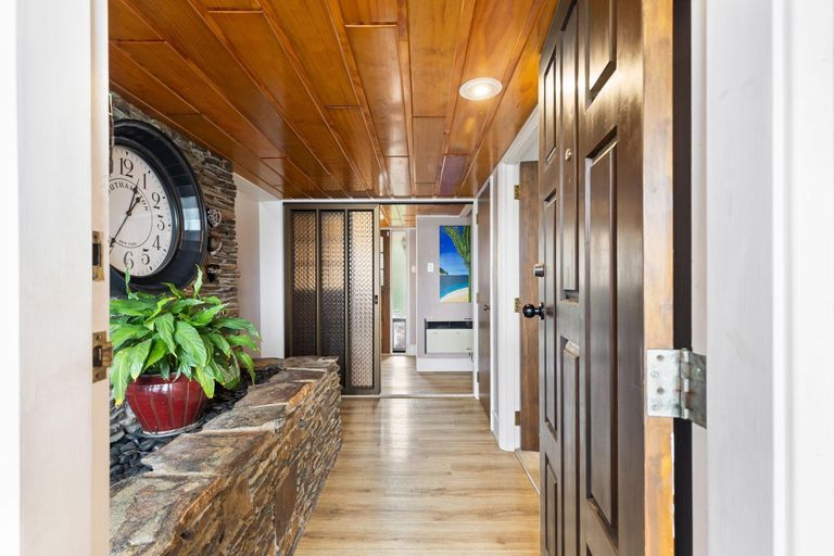 Photo of property in 55 Rhodes Drive, Kelvin Grove, Palmerston North, 4414