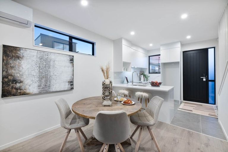 Photo of property in 5/11 Jaemont Avenue, Te Atatu South, Auckland, 0610